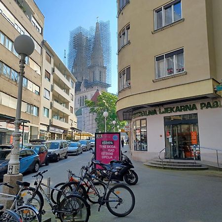 Apartment Daphne Zagreb Buitenkant foto