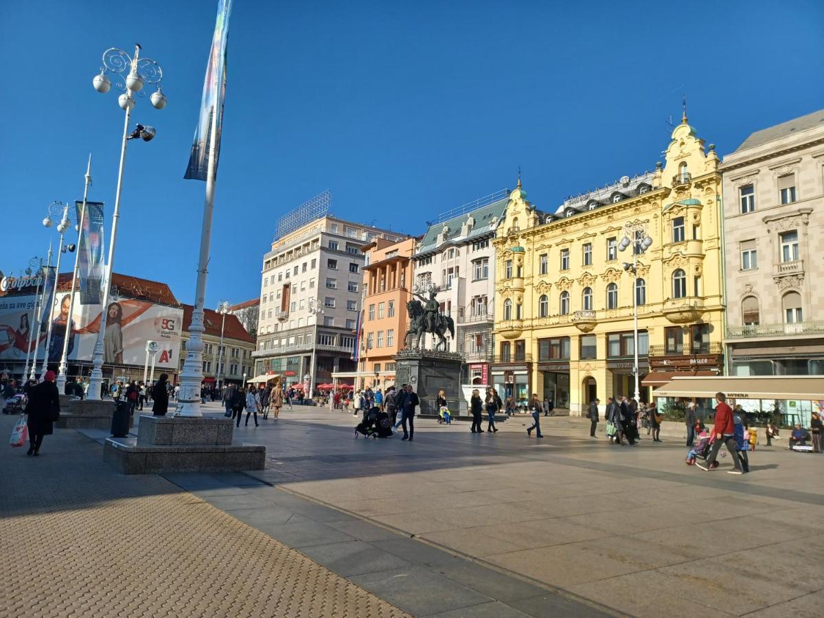 Apartment Daphne Zagreb Buitenkant foto